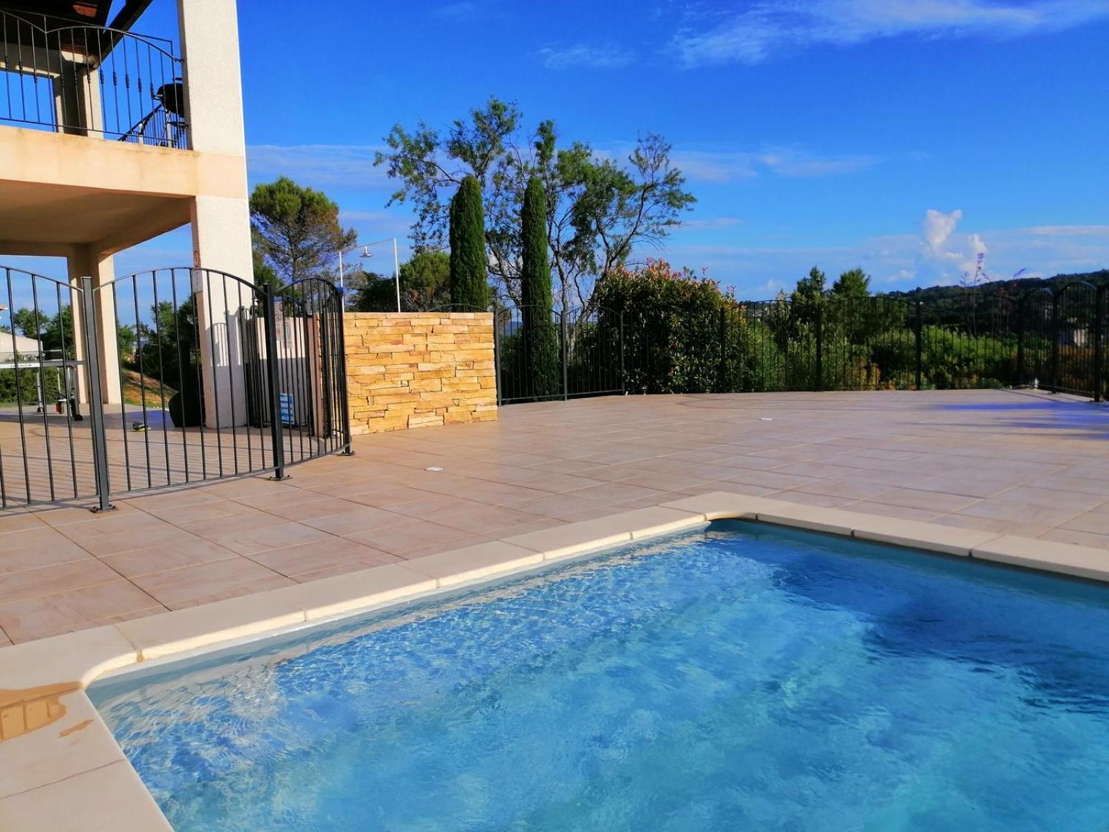 Superbe Appartement Dans Residence Avec Piscine Saint-Martin-dʼArdèche Eksteriør bilde
