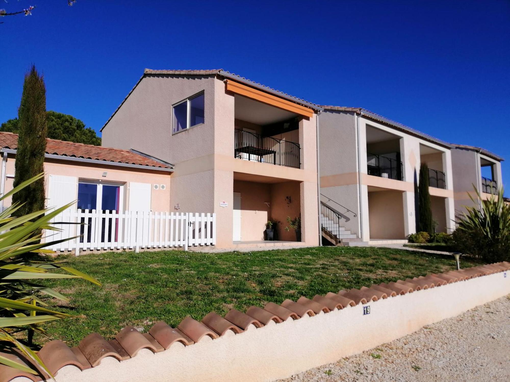 Superbe Appartement Dans Residence Avec Piscine Saint-Martin-dʼArdèche Eksteriør bilde