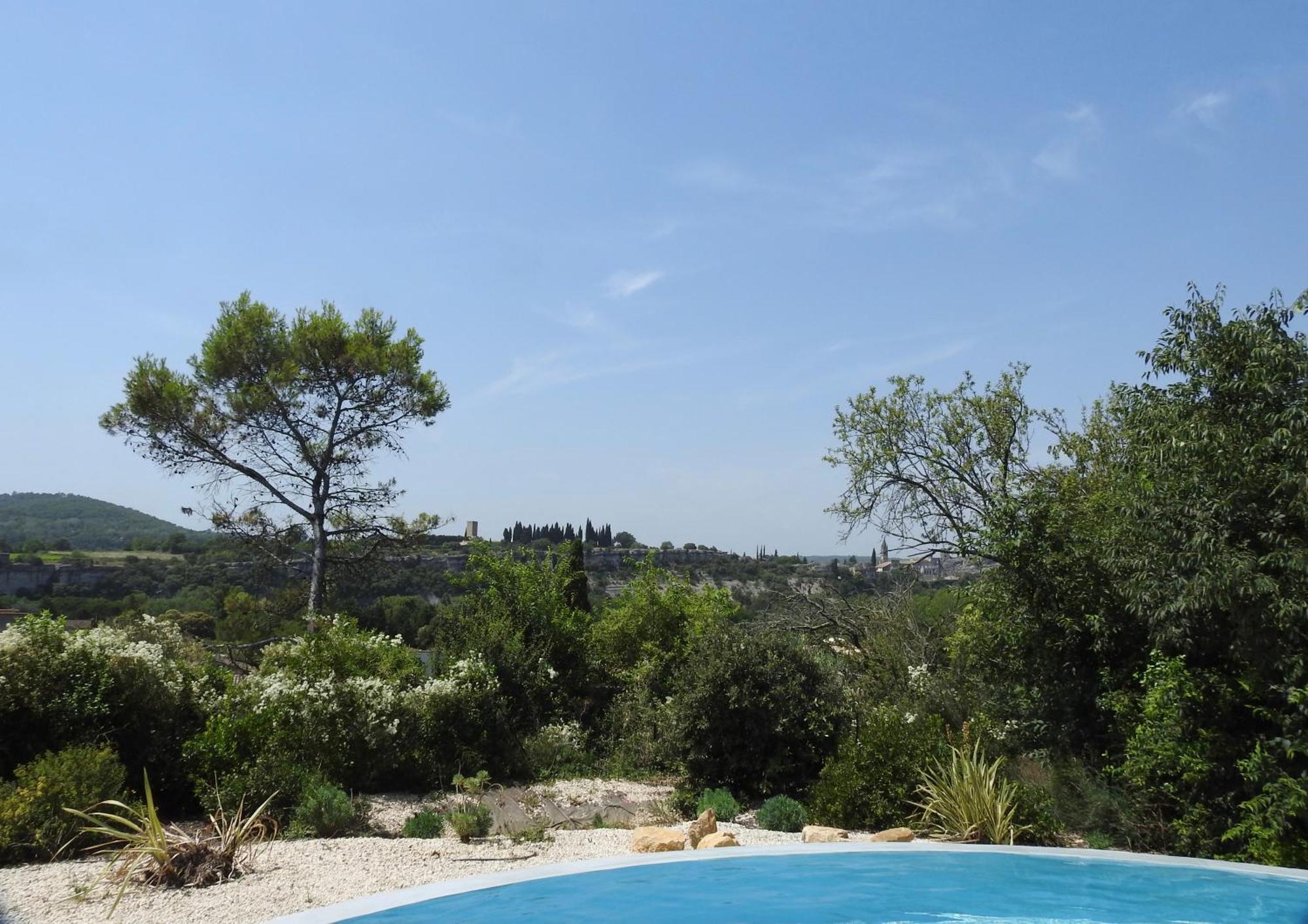 Superbe Appartement Dans Residence Avec Piscine Saint-Martin-dʼArdèche Eksteriør bilde